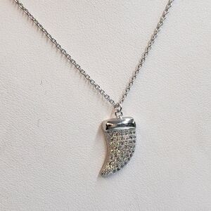 Brand New Sterling Silver 925 Tooth design Necklace